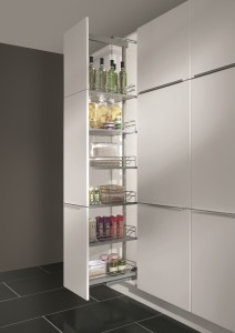 S96-97 02 Apothekerschrank 9480 10 